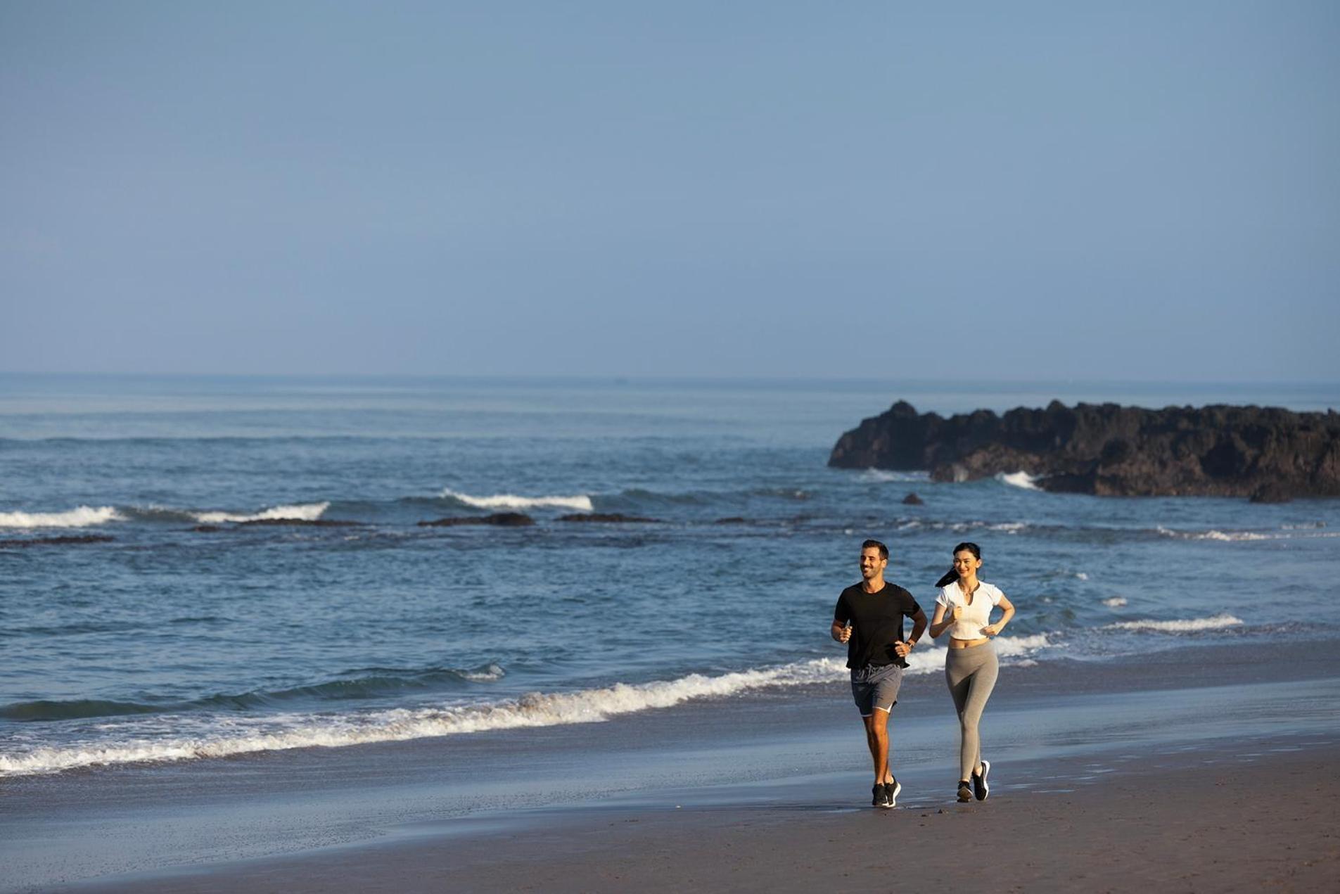 Holiday Inn Resort Bali Canggu By Ihg Esterno foto